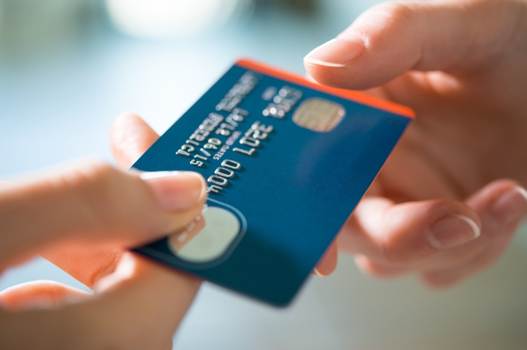 Pontos Positivos e Negativos Sobre Cartões de Credito 