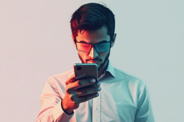 Ilustração de aplicativo sigiloso mostrando leitura discreta de mensagens sem notificação, refletindo o tema de confidencialidade.